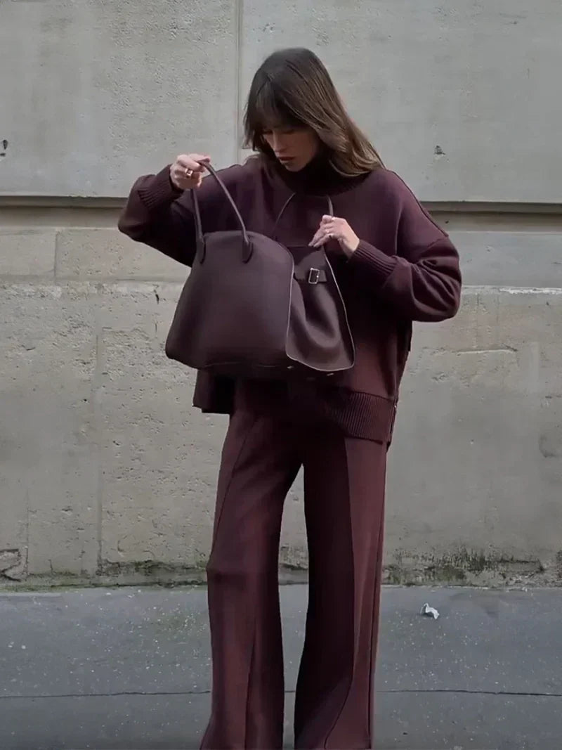 Celine | Relaxed Fit Sweatshirt Pants Set