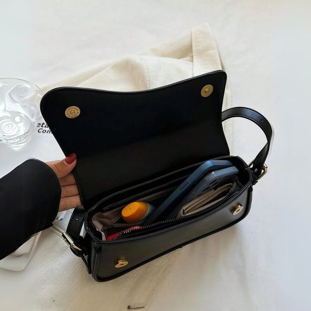 Terra – Minimalist curved shoulder bag Elle with sleek design