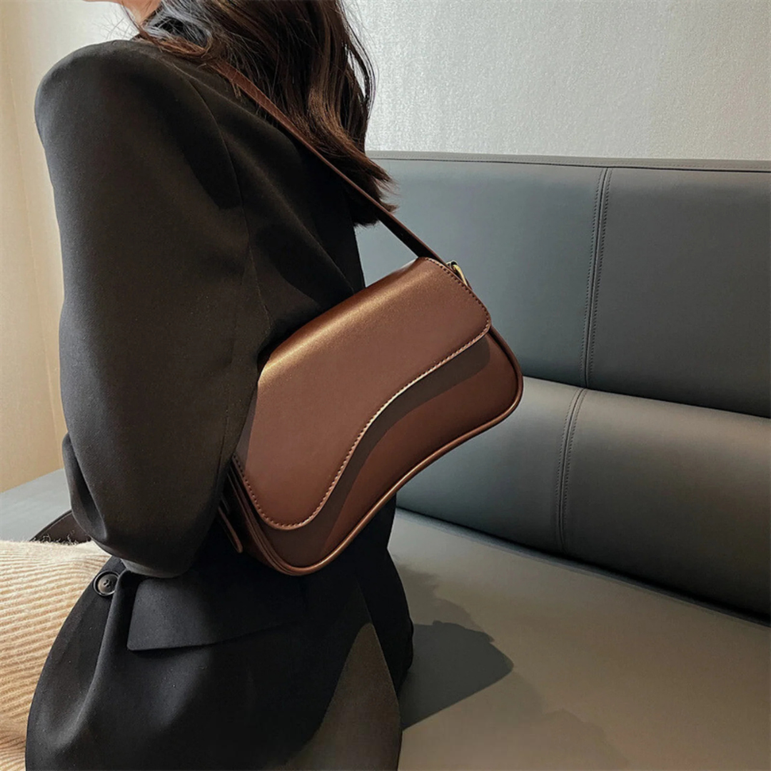 Terra – Minimalist curved shoulder bag Elle with sleek design