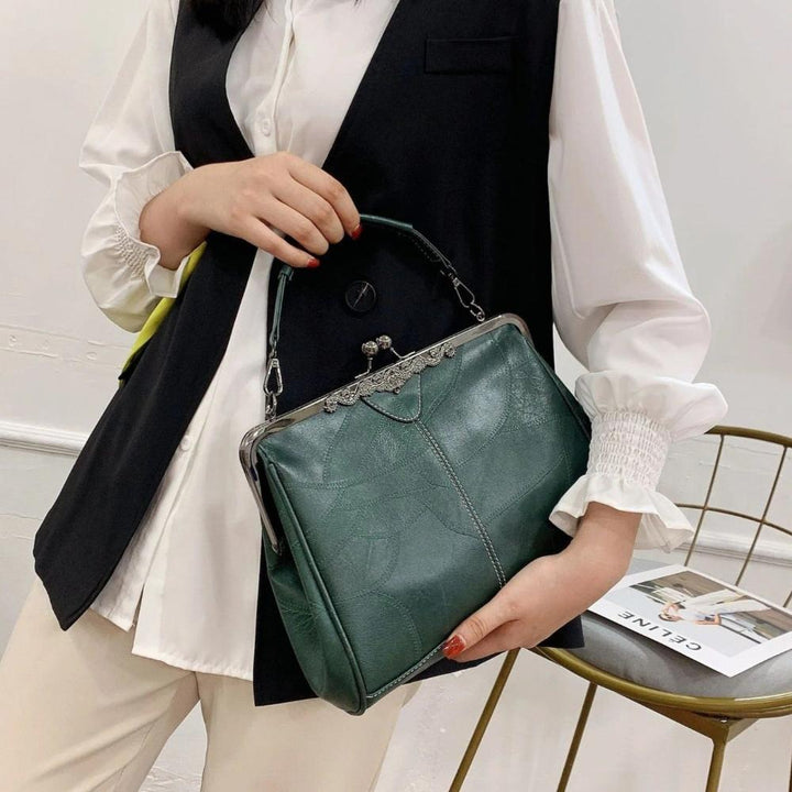 Terra – Vintage kiss-lock handbag